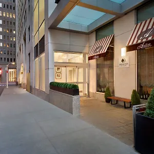 Отель Doubletree By Hilton Downtown
